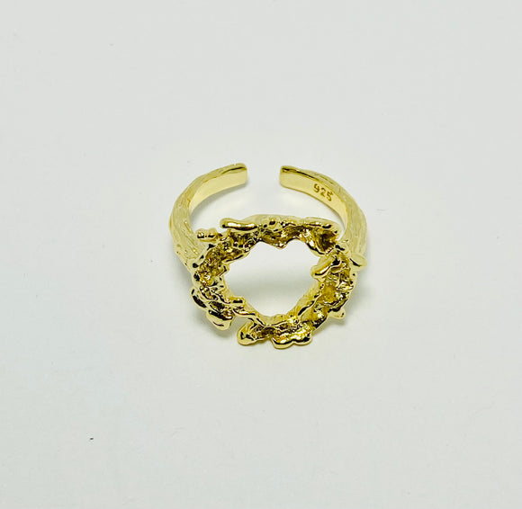 Circle Wreath Fashion Ring